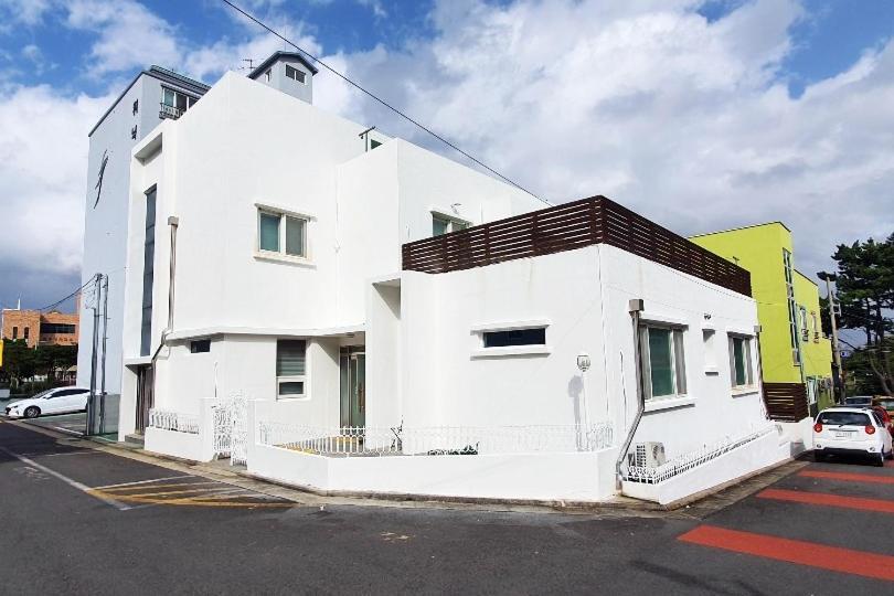 Jeju Guesthouse Togŭnnae Εξωτερικό φωτογραφία